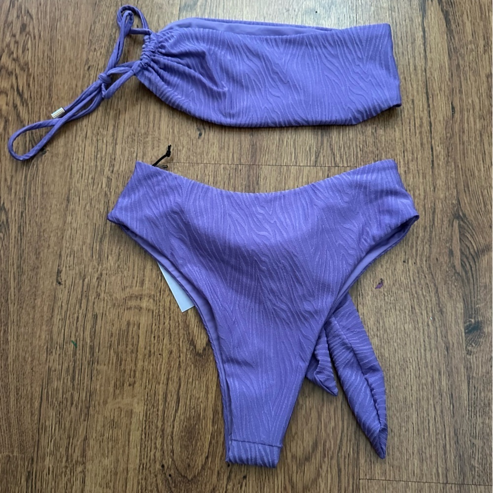 La Porte Lavender two piece Swimwear size small swimsuit swimwear high cut - Picture 2 of 4